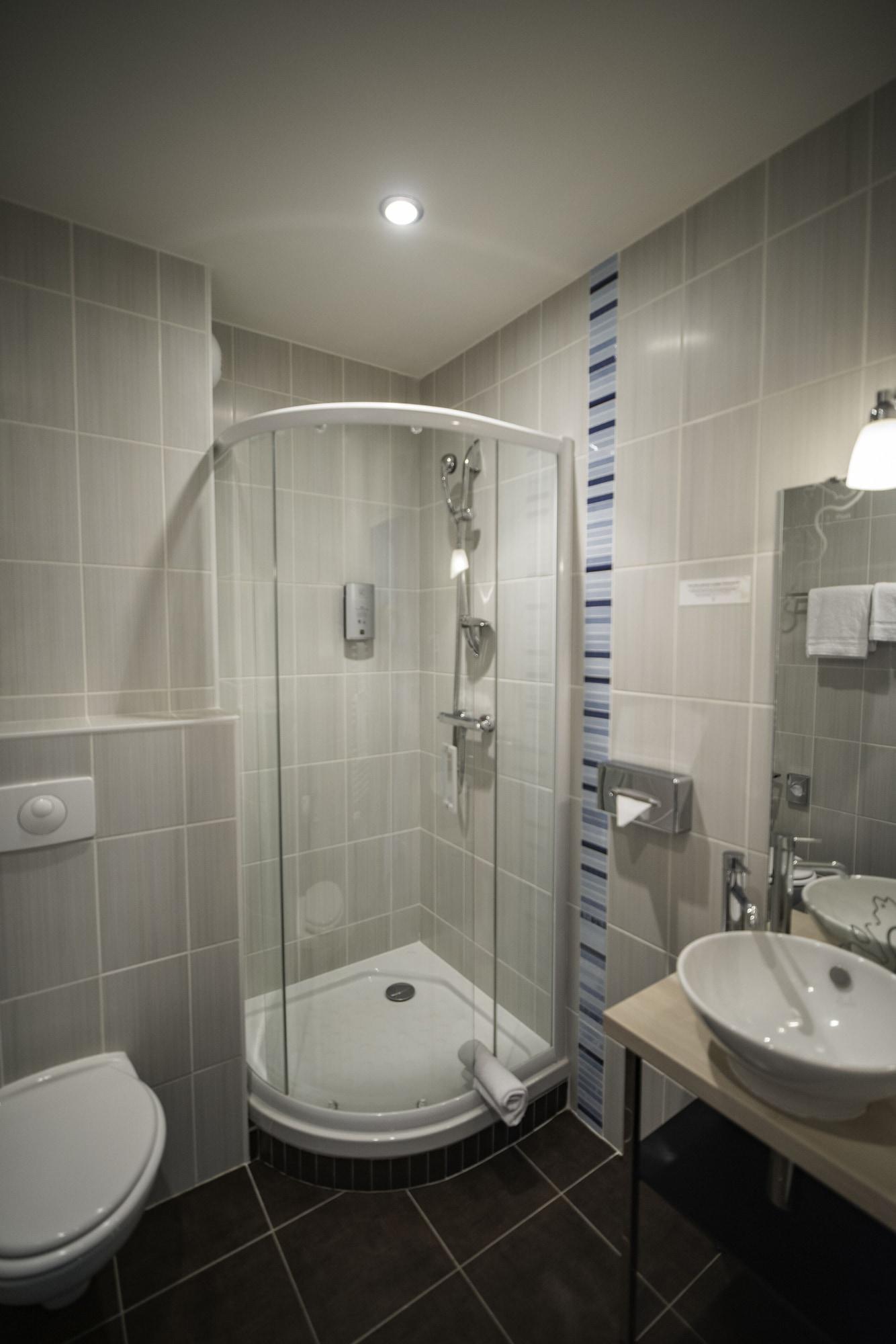 Best Western Hotel Nuit De Retz Nantes Sud Порт-Сен-Пьер Экстерьер фото